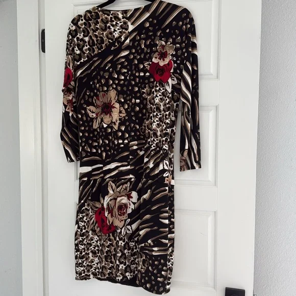 Cache Mini Dress! - Picture 4 of 5